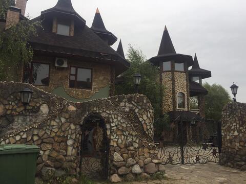 Продается роскошный особняк-замок С вертолетной площадкой., 67000000 руб.