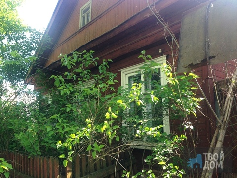 Деревенский дом, со всеми центральными коммуникациями, 6,2 сотки земли, 1600000 руб.