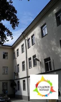 Отдельно стоящее трехэтажное здание полезной площадью 1524 Отдельно стоящее трехэтажное здание полезной площадью 1524