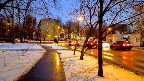 Аренда торгового помещения, м. Сходненская, Ул. Фабрициуса, 18000 руб.