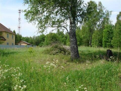 Земельный участок в деревне, 900000 руб.