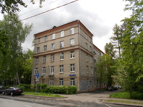 Продается комната 17,6 кв.м м. Первомайская, 2750000 руб.