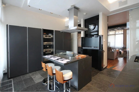 Москва, 5-ти комнатная квартира, Большой Лёвшинский переулок д.д. 11, 456336000 руб.