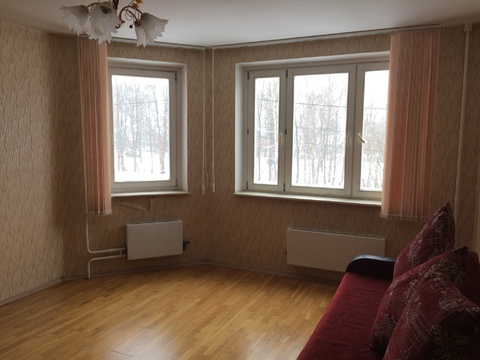 Чехов, 1-но комнатная квартира, ул. Земская д.2, 2500000 руб.