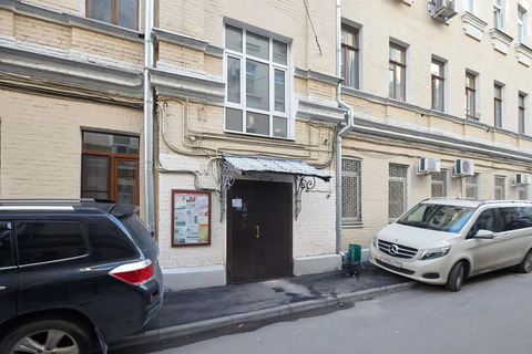 Продается 10-комн. квартира на Петровке Продается 10-комн. квартира на Петровке