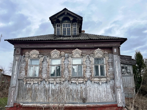 Дом в деревне Пожинская