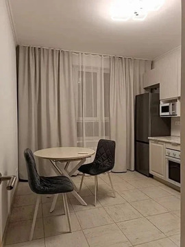 Химки, 1-но комнатная квартира, Ленинский пр-кт. д.1к3, 27000 руб.