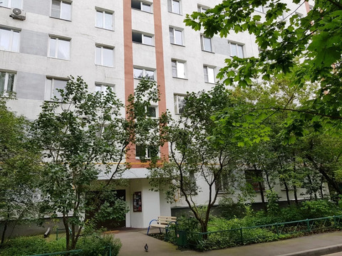 1-ка, Академика Комарова, 1в 1-ка, Академика Комарова, 1в