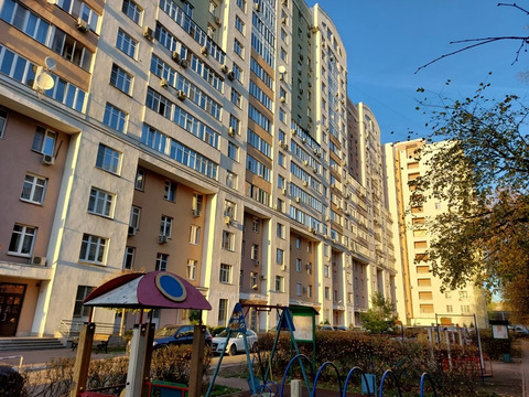 Москва, 3-х комнатная квартира, ул. Авиаконструктора Микояна, 14 д.к2, 140000 руб.