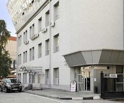 Предлагается 163 кв.м в цокольном этаже в бизнес-центре рядом с Пар, 37000000 руб.