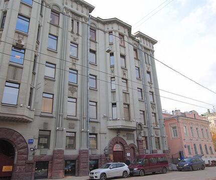 Предлагается в продажу часть отдельно стоящего здания класса Б. Зда, 560000000 руб.