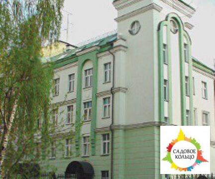 Предлагается на продажу здание 1998 года постройки общей площадью 1056, 500000000 руб.