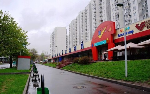 Торговое помещение 631 м2 в аренду в ТЦ Молодежный в ЗАО Торговое помещение 631 м2 в аренду в ТЦ Молодежный в ЗАО