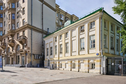 Особняк на Земляном валу, 52000 руб.