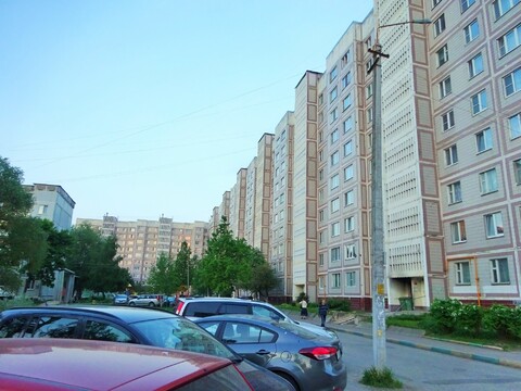 Серпухов, 2-х комнатная квартира, ул. Войкова д.34а, 2650000 руб.