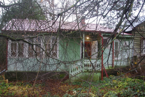 Часть дома на участке 13 соток в м-н Заветы Ильича ул. Пушкина дом 25