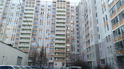 Продажа торгового помещения, ул. Маршала Савицкого, 12177900 руб.