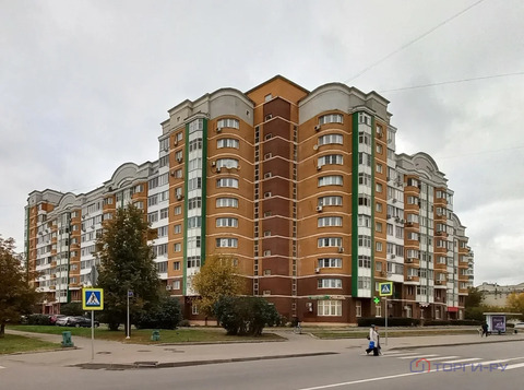 Продажа торгового помещения, ул. Изюмская, 22462000 руб.