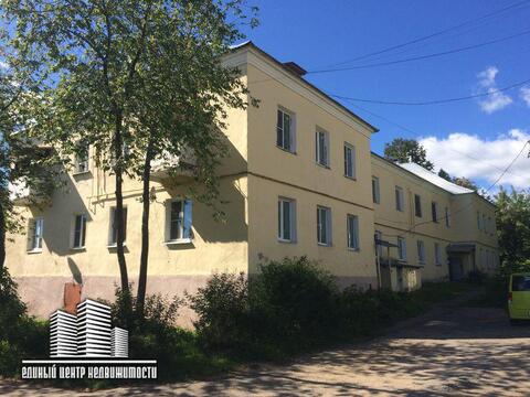 Икша, 2-х комнатная квартира, ул. Школьная д.7, 2500000 руб.