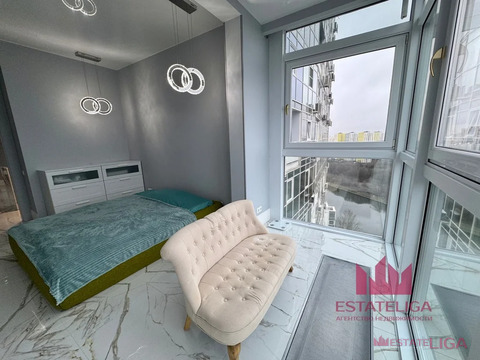 Химки, 1-но комнатная квартира, ул. Кудрявцева д.12, 19300000 руб.