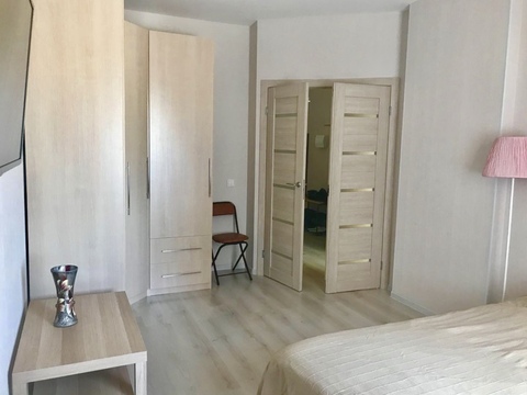 1-комнатная квартира, 36 кв.м., в ЖК "Десятка" 1-комнатная квартира, 36 кв.м., в ЖК "Десятка"