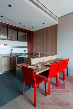 Москва, 3-х комнатная квартира, ул. Поклонная д.9, 89200000 руб.