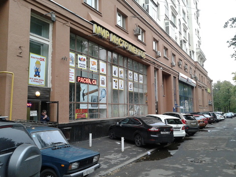 Продаётся торговое помещение на первой линии улицы Спартаковской., 70000000 руб.