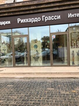 Сдаю помещение 100м2, первая линия street retail, 31304 руб.