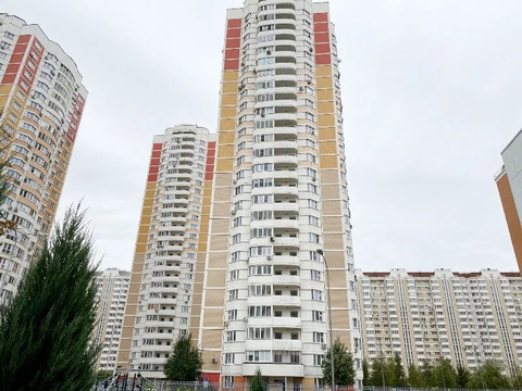 Московский, 3-х комнатная квартира, улица Москвитина д.5к3, 17950000 руб.