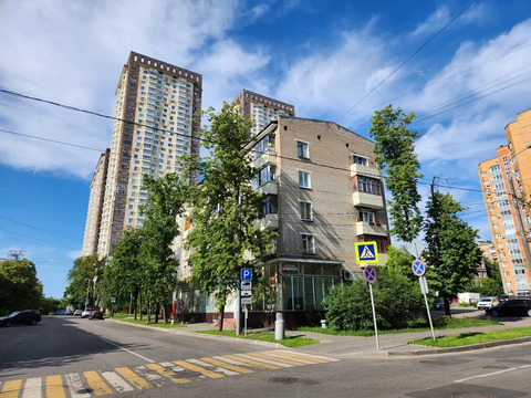 Продажа торгового помещения на первой линии 4-й Парковой, 35900000 руб.