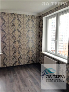 Продается 2-комнатная квартира в ЖК Изумрудные холмы, бул-р . Продается 2-комнатная квартира в ЖК Изумрудные холмы, бул-р .