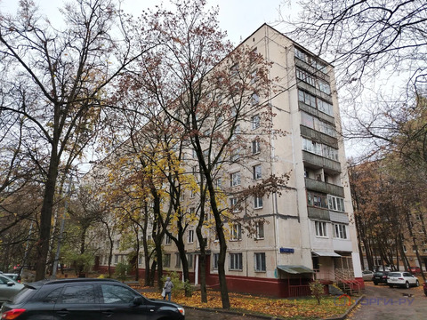 Продажа торгового помещения, Сиреневый б-р., 22403000 руб.