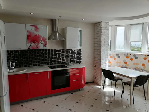 Подольск, 1-но комнатная квартира, ул. Серпуховская Б. д.14в, 10500000 руб.