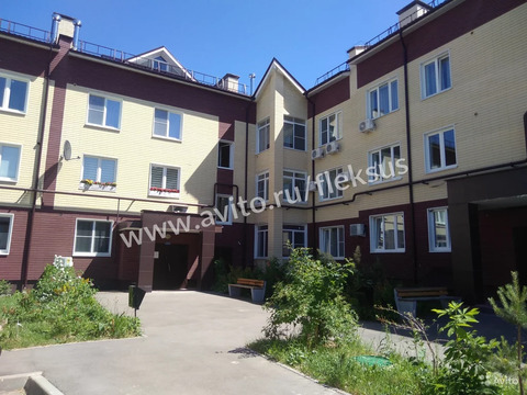 1-к квартира, 42 м, 1/3 эт. 1-к квартира, 42 м, 1/3 эт.