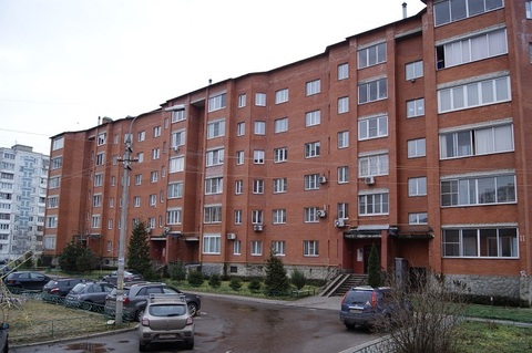 Дмитров, 2-х комнатная квартира, ул. Оборонная д.11, 3650000 руб.