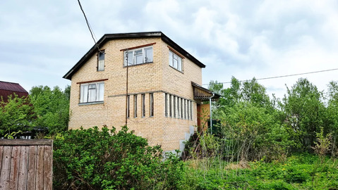 Дача из кирпича 95 (кв.м). Гараж. Земельный участок 6 соток. Дача из кирпича 95 (кв.м). Гараж. Земельный участок 6 соток.