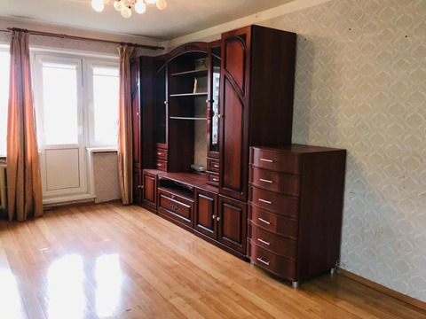 Серпухов, 2-х комнатная квартира, ул. Горького д.8, 2350000 руб.