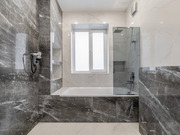 Продажа дома 450.0м с отделкой в 8км от МКАД, 64700000 руб.