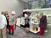 Продажа Торгового помещения на первой линии, 138000000 руб.