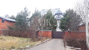 3-х эт особняк 1355 кв.м 55.5 сот Одинцовский р-н 18 км от МКАД, 64630000 руб.