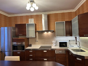 Москва, 3-х комнатная квартира, ул. Ордынка Б. д.17 с1, 180000 руб.