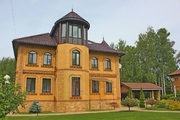 Трехэтажный загородный дом в 1,5км от Пироговского вдхр., 39500000 руб.