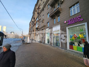 Продажа Торгового помещения на первой линии, 138000000 руб.