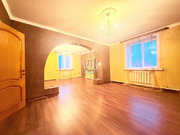 Продается прекрасный трёхэтажный кирпичный жилой дом по ул Щорса 16А, 26950000 руб.