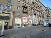 Продажа Торгового помещения на первой линии, 138000000 руб.