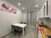 Москва, 3-х комнатная квартира, ул. Ходынская д.2, 35000000 руб.