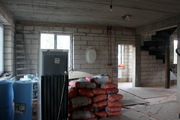 Отапливаемый дом под чистовую отделку в жилой деревне., 4200000 руб.