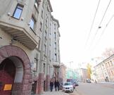 Предлагается в продажу часть отдельно стоящего здания класса Б. Зда, 560000000 руб.