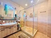 Продается прекрасный трехэтажный коттедж в районе Внуково квартал 56А, 35950000 руб.