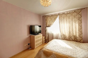 Москва, 2-х комнатная квартира, Александры Монаховой д.10, 15400000 руб.